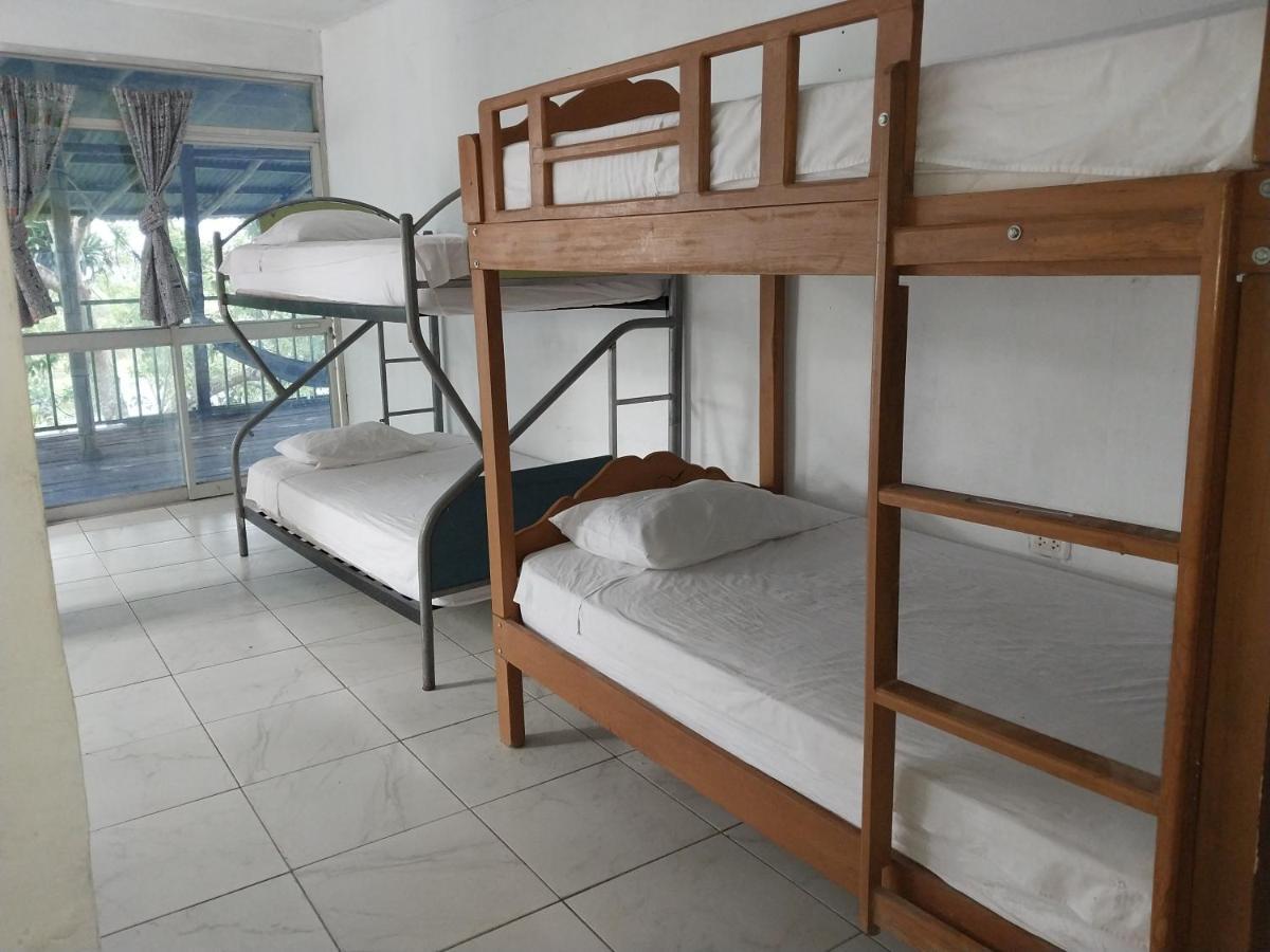 Amazon Breeze Hotel Iquitos Esterno foto