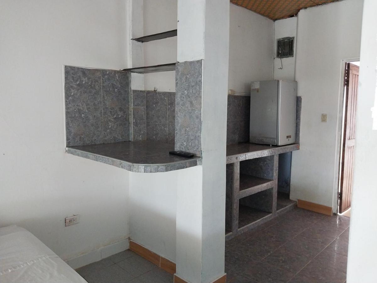Amazon Breeze Hotel Iquitos Esterno foto